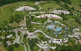 “溫泉規(guī)劃設(shè)計(jì)”：藝術(shù)家打造的奇幻世界：布魯茂百水溫泉酒店——溫泉策劃/溫泉規(guī)劃設(shè)計(jì)智庫(kù)