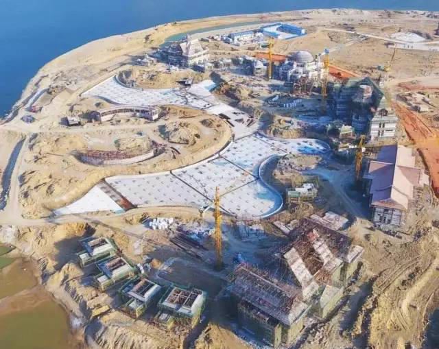 ?；◢u五國溫泉城海心島溫泉建設(shè)