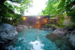 這個(gè)著名的溫泉小鎮(zhèn)為什么可以如此成功？